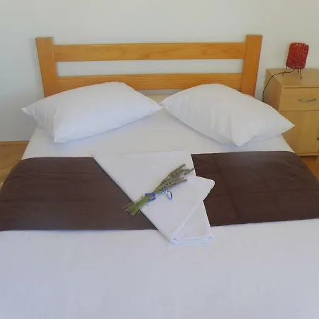 Beachfront Darija Appartement Tkon