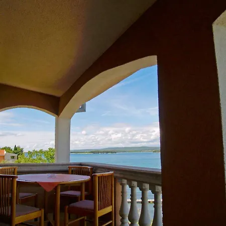 Appartement Beachfront Darija Tkon