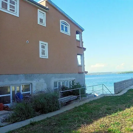 Beachfront Darija *